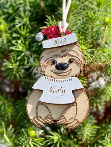 Sloth engraved Christmas decoration